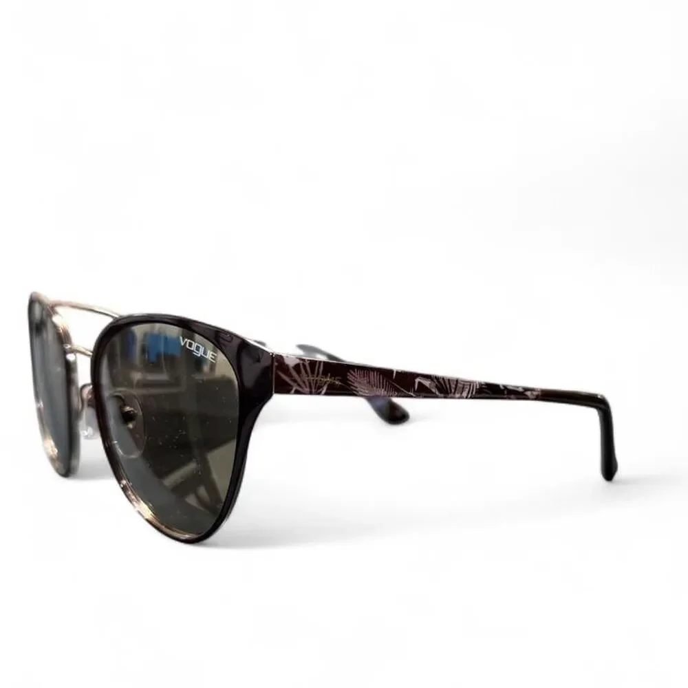 Vogue Women's Brown and Gold Mirror Lens Sunglasses Brand New